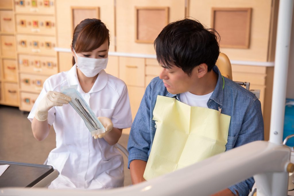 How to Tell If Your Dental Implant Is Infected