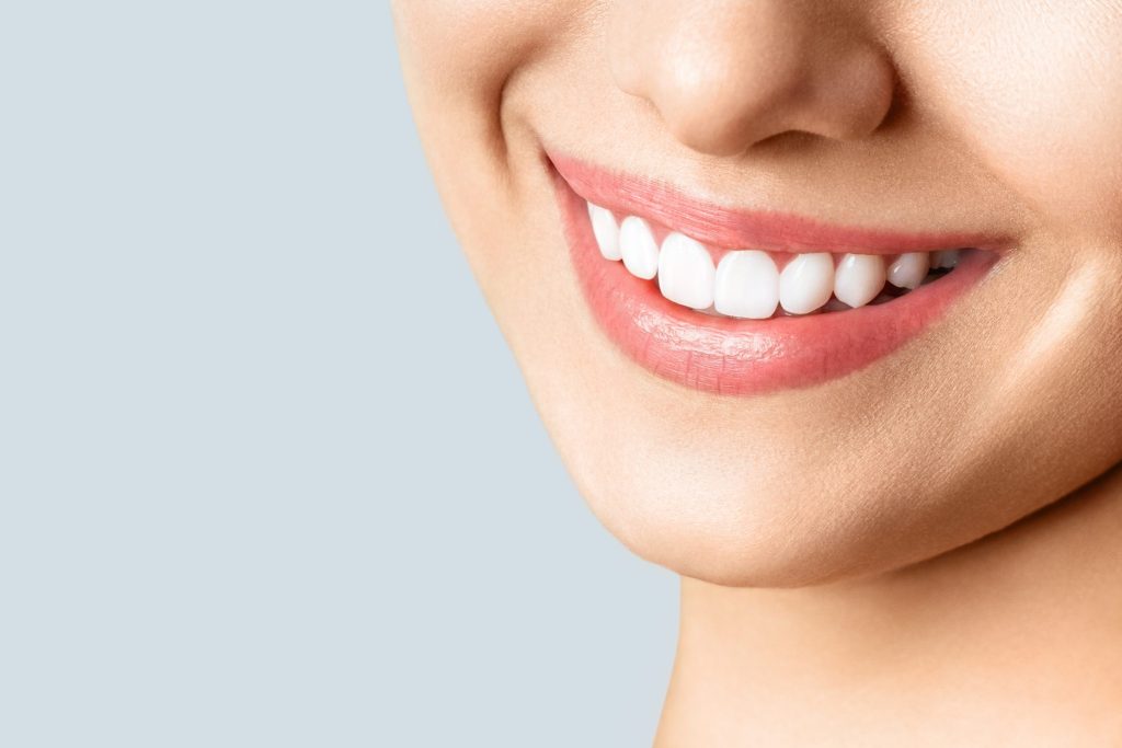 The Benefits of Dental Implants for a Natural-Looking Smile